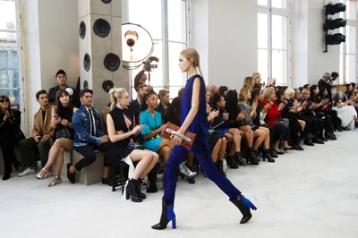 Look 30